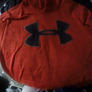 under armour sweatere